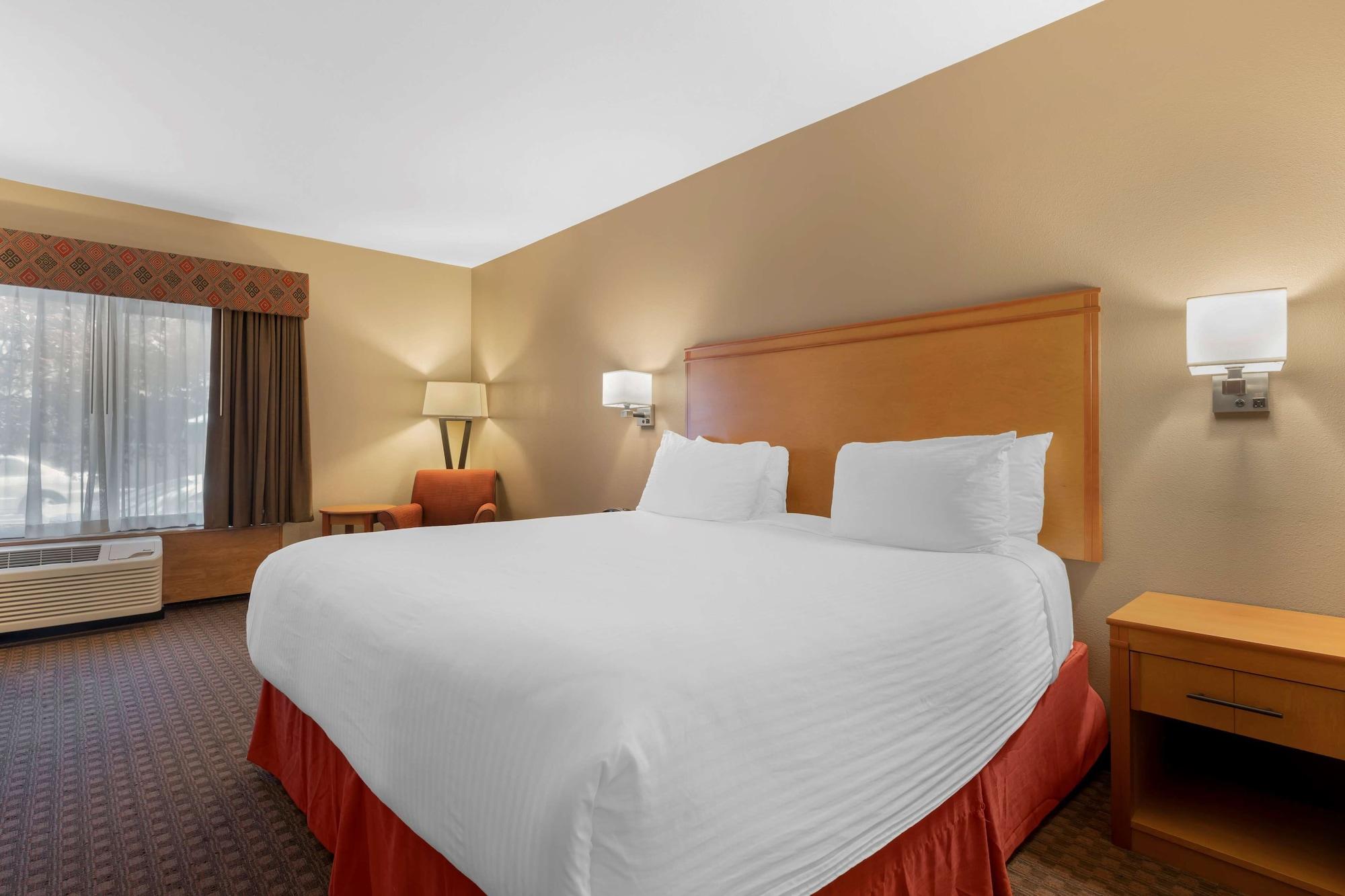 Best Western Plus Olympic Inn Klamath Falls Exterior photo